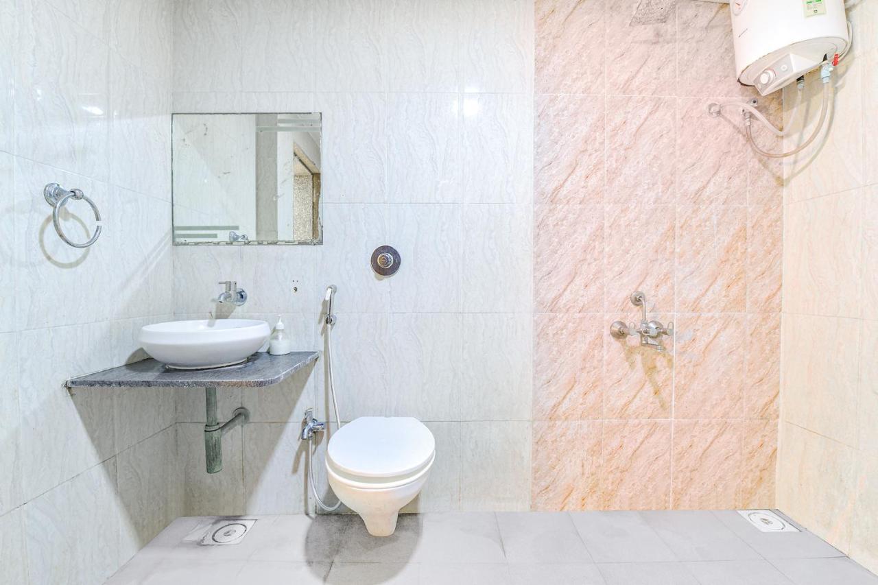 FabHotel Skyland Ahmedabad Eksteriør billede