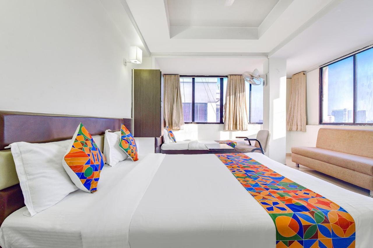FabHotel Skyland Ahmedabad Eksteriør billede
